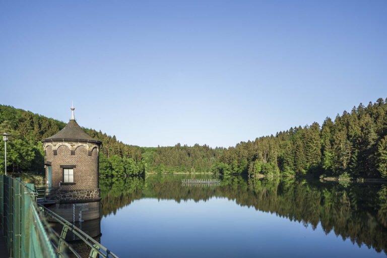Sengbachtalsperre Solingen AdobeStock 214463549