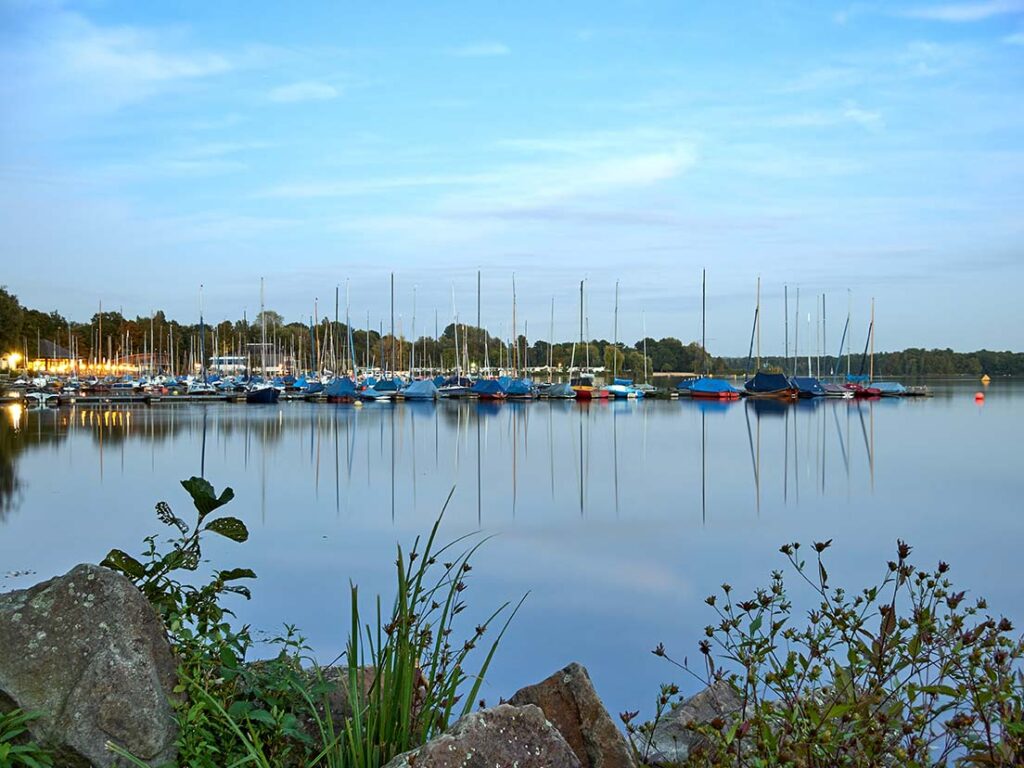 Unterbacher See AdobeStock 411273957