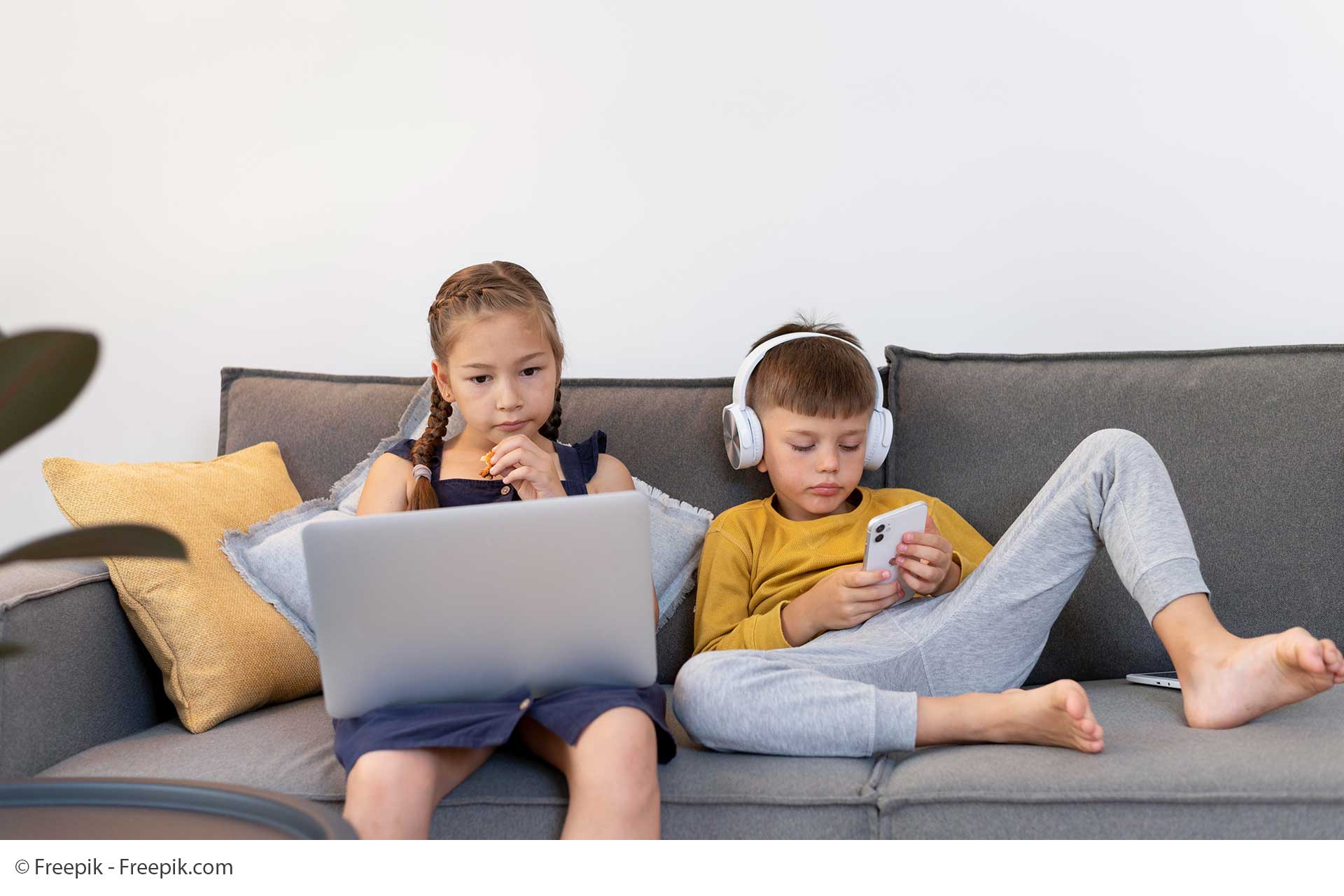 Immer „Happy family“?! Wie (soziale) Medien Familien in die Stressfalle treiben 3 Kath. Familienbildungsstätte "Haus der Familie"